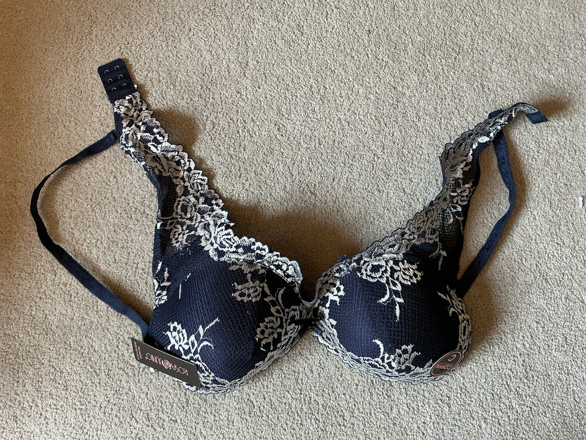 Sutiã de Renda Floral com Aro · Copa C