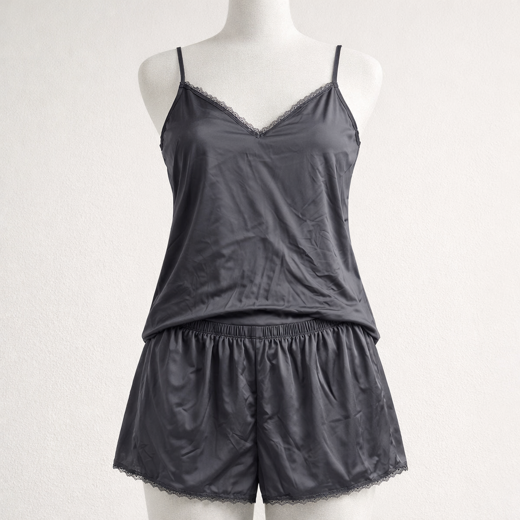 Conjunto de Pijama com Renda