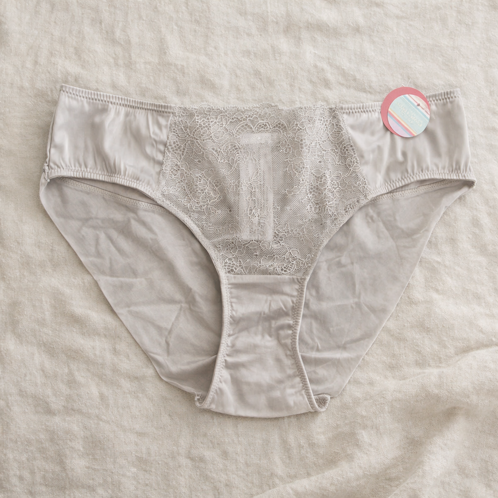 Cuecas de Renda Frontal