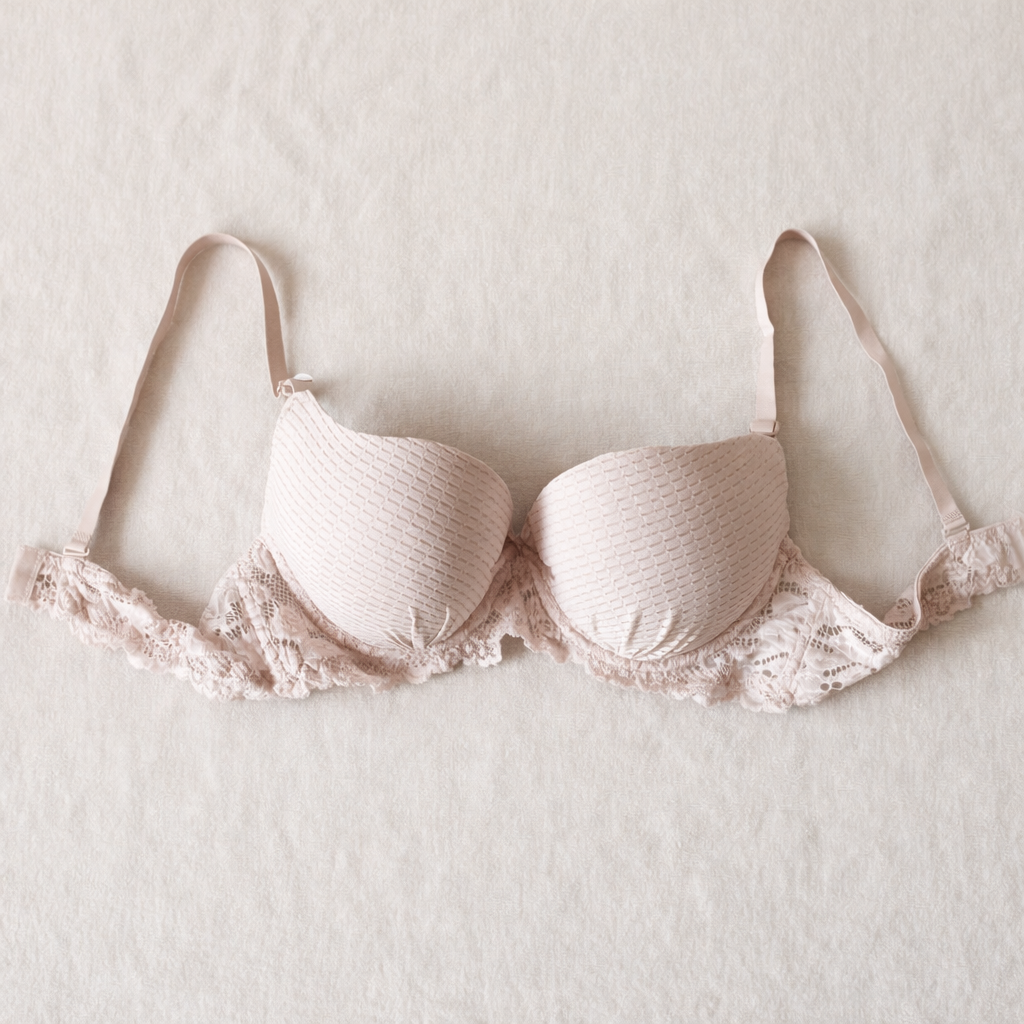 Textured Push-Up Bra with Lace Trim · Cup B