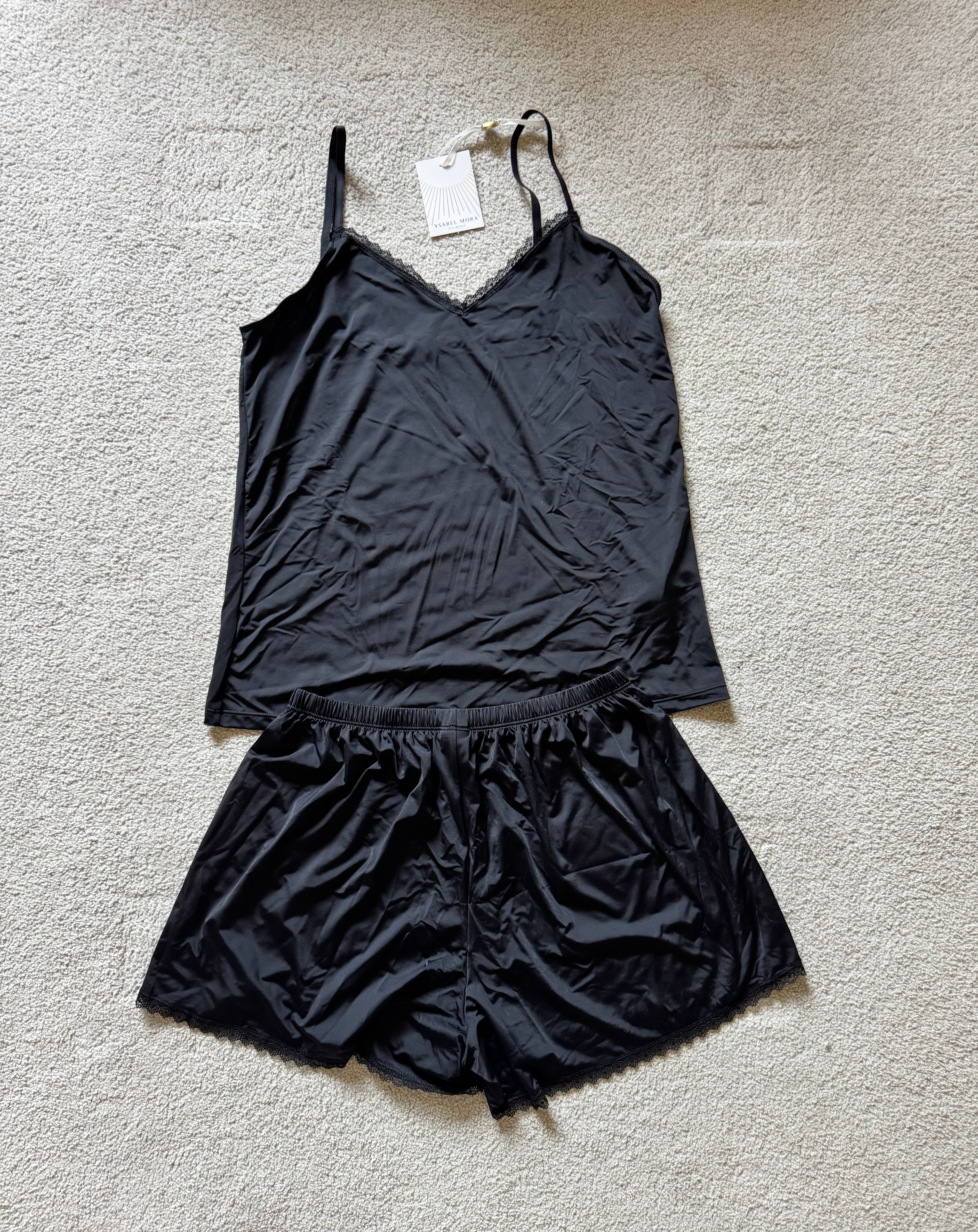 Conjunto de Pijama com Renda
