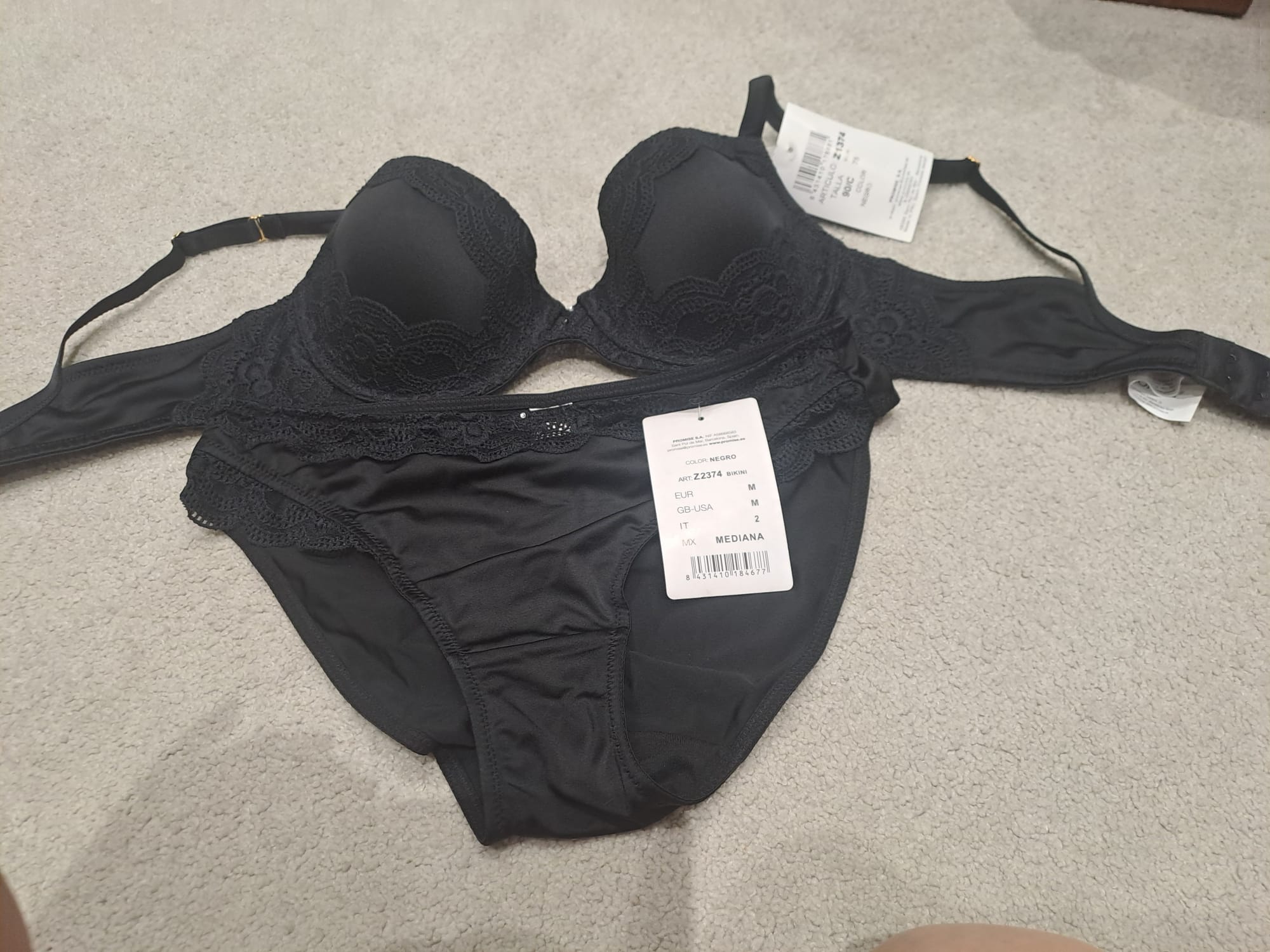 Black Lace Bra & Bikini Brief Set