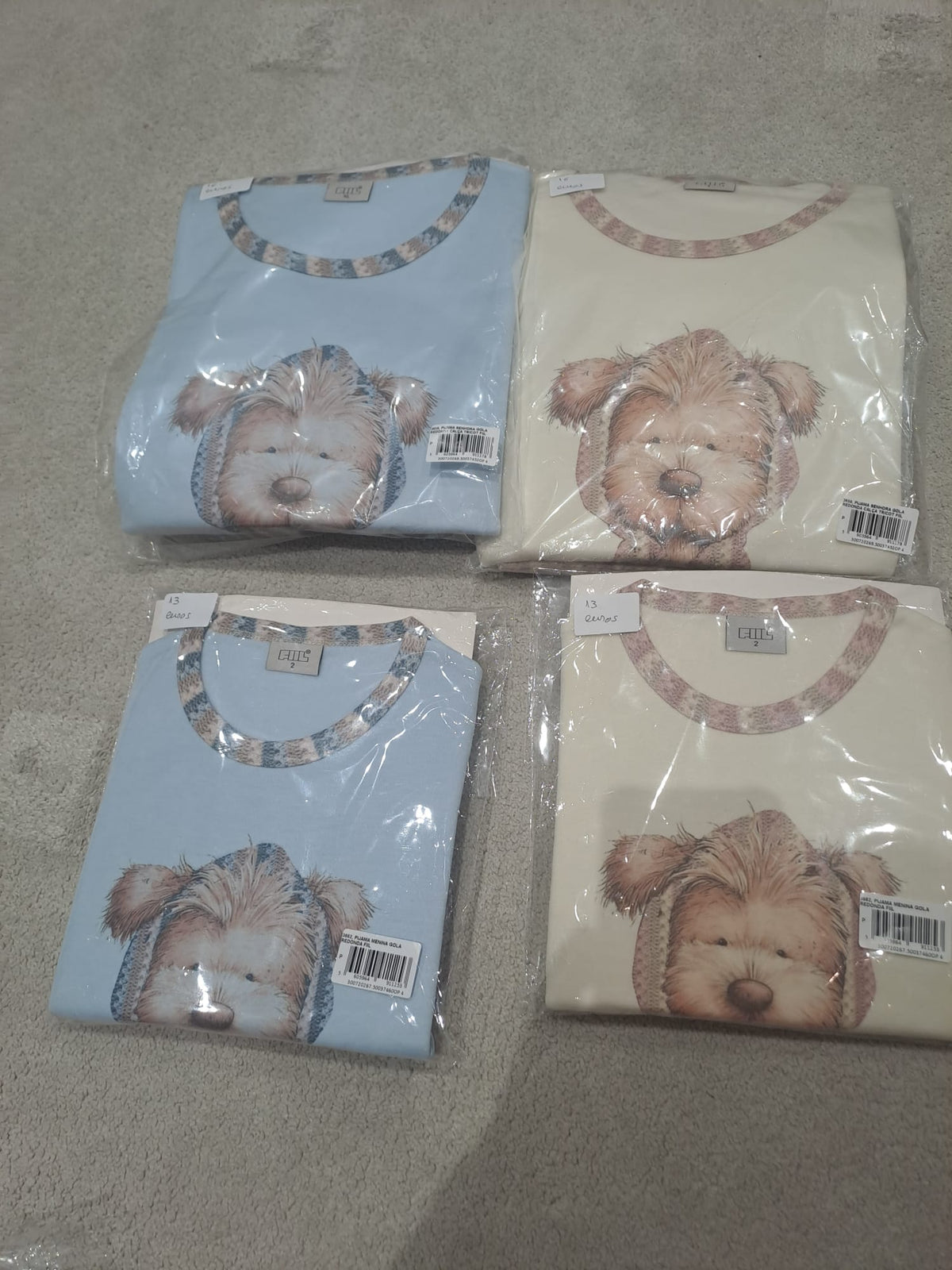 Conjunto de Pijama a Combinar Mãe e Filha com Estampado de Cão
